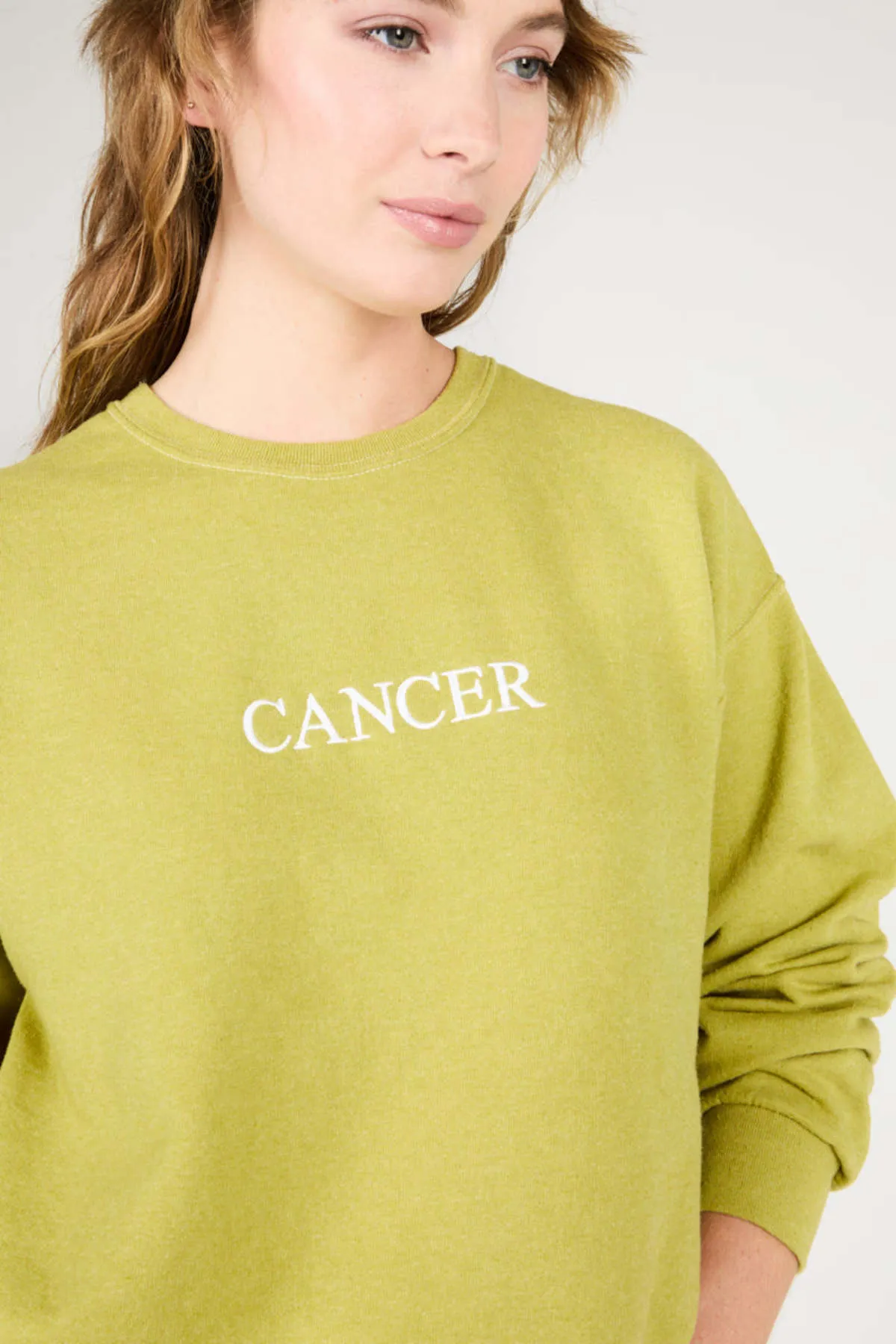 CANCER ZODIAC PULLOVER - Orchid/Mykonos Blue/Marigold