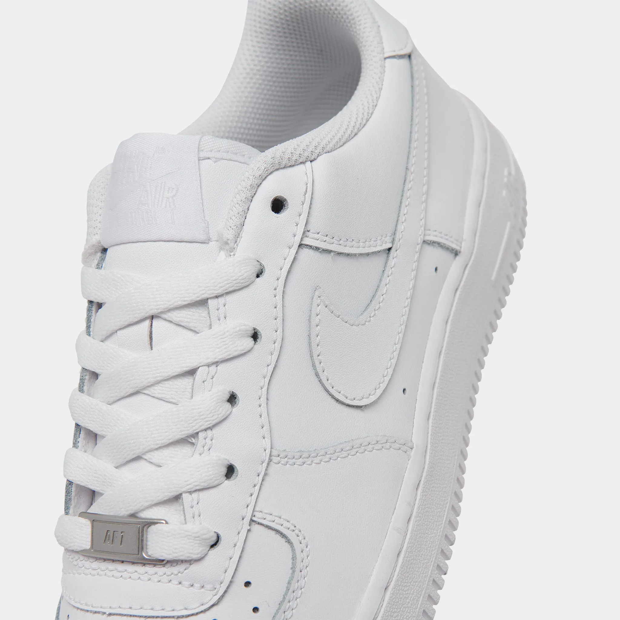 Nike Air Force 1 LE GS / White