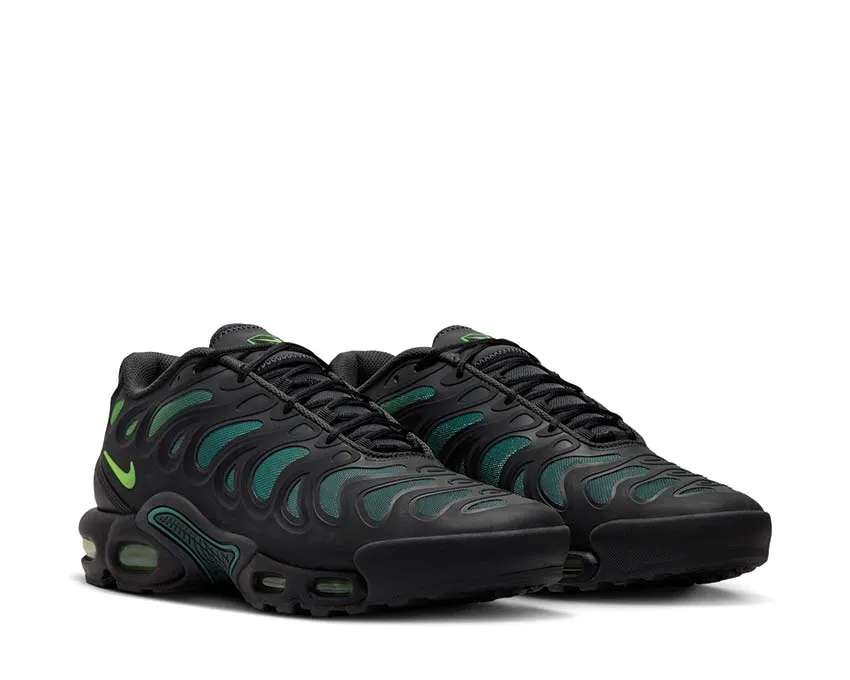 Nike Air Max Plus Drift