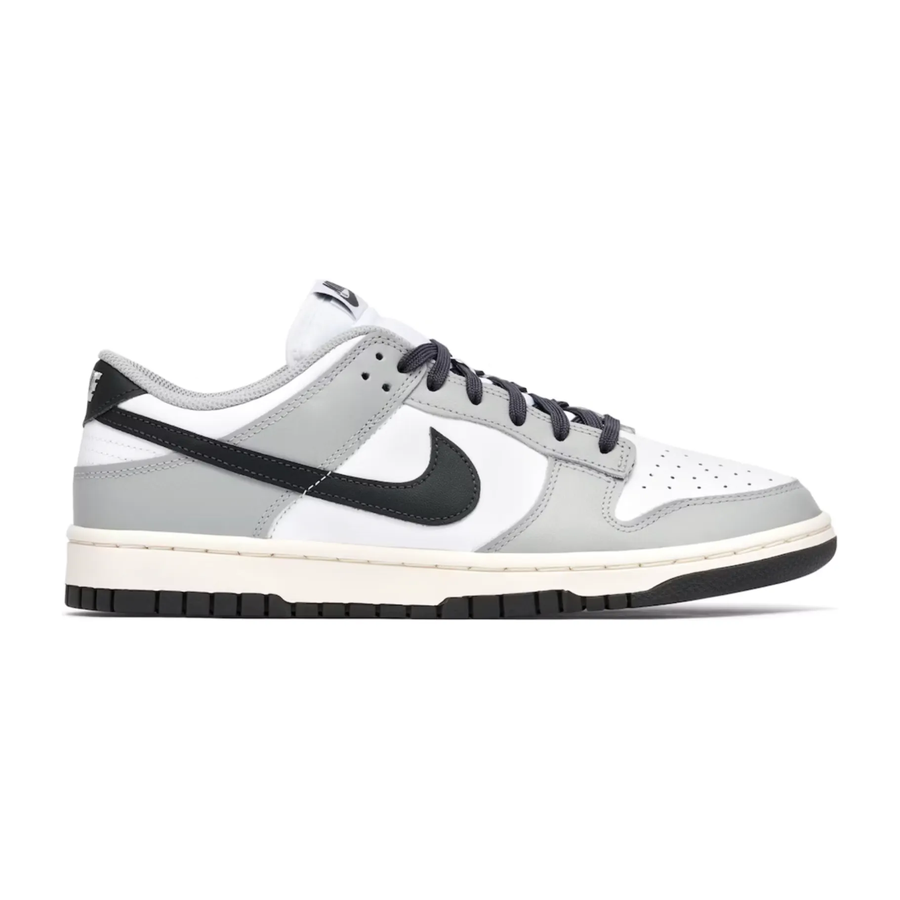 Nike Dunk Low Light Smoke Grey (W)