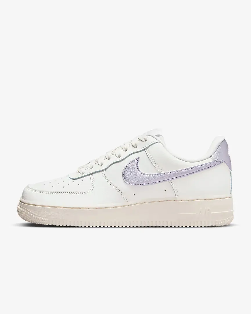 Nike W Air Force 1 '07 - Sail / Oxygen Purple